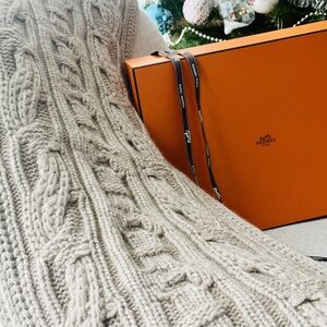 Hermès Cables Maillons Knit Scarf in Beige
